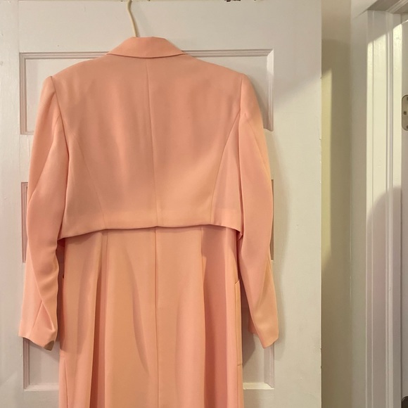 Pink Dress Suit with FREE Blazer - Picture 4 of 4